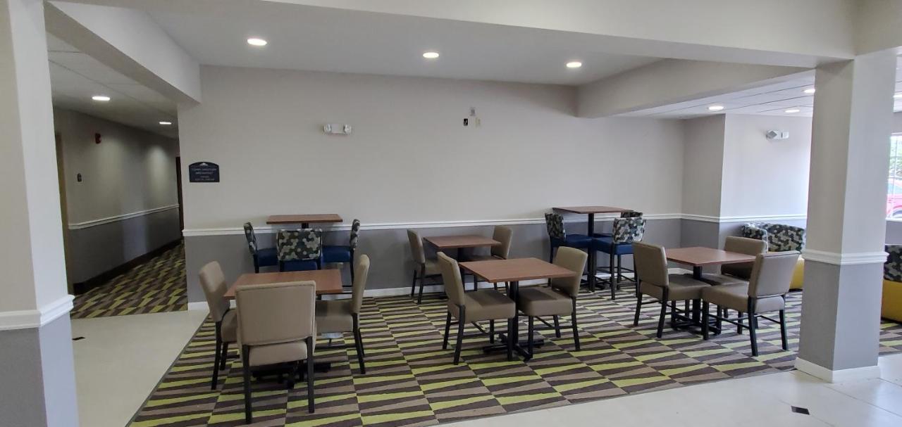 Microtel Inn & Suites By Wyndham Panama City Exterior foto